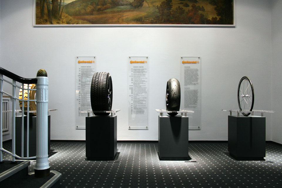 Ausstellung: 100 Jahre Continental Werk Korbach